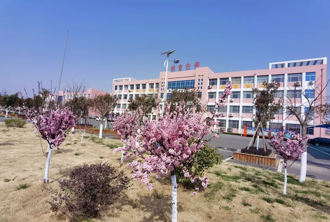 教学楼_20220406211743.jpg 教学楼_20220406211743.jpg