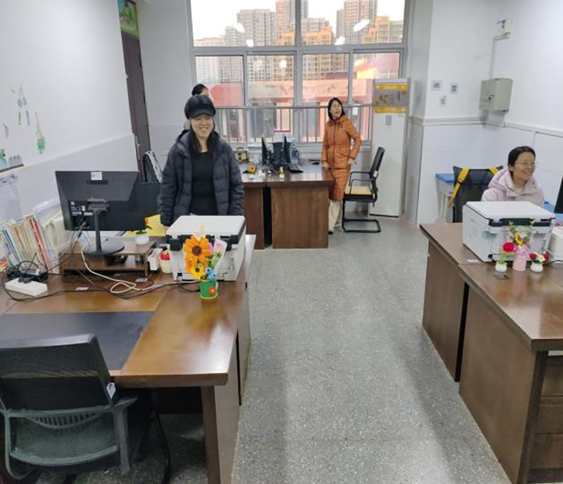 以美育人 以境润心——临沂北园路小学东岳校区“最美办公室”评选活动成功举行 第 3 张 以美育人 以境润心——临沂北园路小学东岳校区“最美办公室”评选活动成功举行 第 3 张