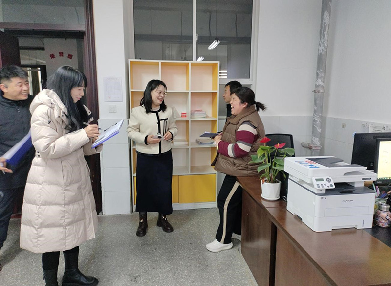 以美育人 以境润心——临沂北园路小学东岳校区“最美办公室”评选活动成功举行 第 4 张 以美育人 以境润心——临沂北园路小学东岳校区“最美办公室”评选活动成功举行 第 4 张