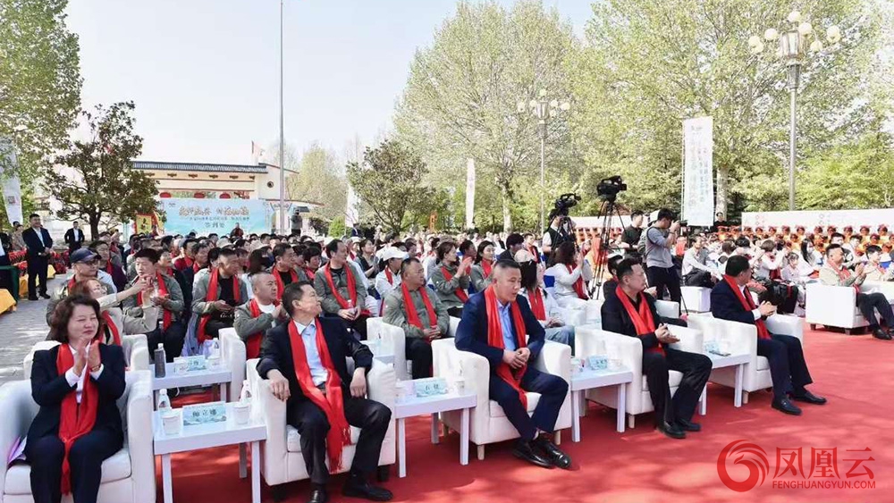 2025沂蒙山酒业吏部宴酒第三届封坛盛典圆满举行 第 2 张 2025沂蒙山酒业吏部宴酒第三届封坛盛典圆满举行 第 2 张