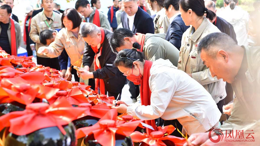 2025沂蒙山酒业吏部宴酒第三届封坛盛典圆满举行 第 15 张 2025沂蒙山酒业吏部宴酒第三届封坛盛典圆满举行 第 15 张