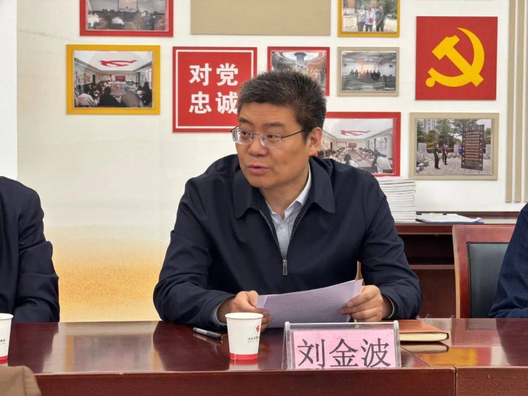 书香润体校·爱心筑梦想——山东鸽雁文体图书捐赠活动圆满举行 第 4 张 书香润体校·爱心筑梦想——山东鸽雁文体图书捐赠活动圆满举行 第 4 张