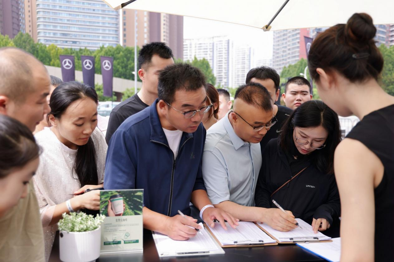 征途无界，纵横由心 2025梅赛德斯-奔驰长轴距GLC SUV城市越野试驾之旅临沂站圆满收官 第 9 张