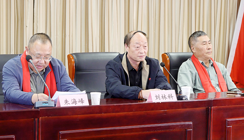 秋高气爽迎华诞 翰墨飘香绘山河—— 翰正书画社与临沂市老年书画研究会国庆书画联展隆重开幕 第 9 张 秋高气爽迎华诞 翰墨飘香绘山河—— 翰正书画社与临沂市老年书画研究会国庆书画联展隆重开幕 第 9 张