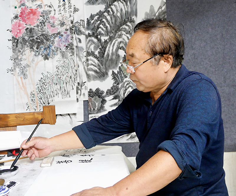 大家小院里的墨香中秋—— 临沂融媒《沂蒙风采》“大家小院” 书画笔会直播圆满举行 第 7 张