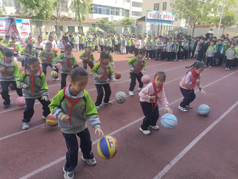 悦动篮球,跃动童年|临沂北园路小学东岳校区篮球健身操风采 第 1 张 悦动篮球,跃动童年|临沂北园路小学东岳校区篮球健身操风采 第 1 张